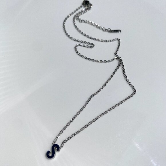 Silver Letter Initial Necklace Stainless Steel Tiny Cable Chain - Picture 2 of 9